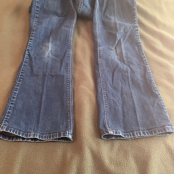 Levi’s 515 Boot Cut jeans. Size 4M. Waist approx 29 “. Inseam approx 29” - Picture 8 of 12